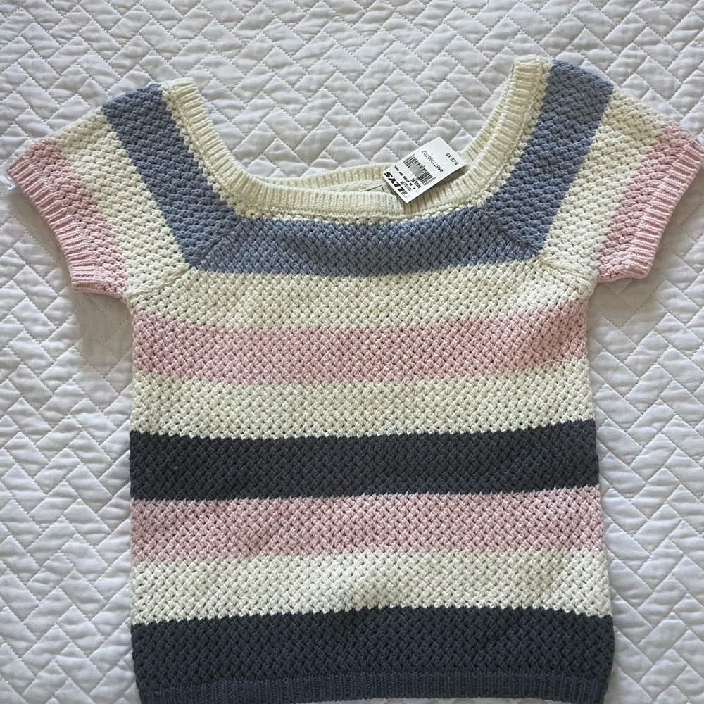 Tilly's Blue and Cream Knit Sweater